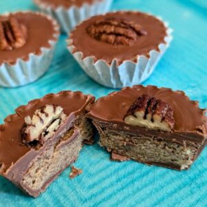 Chocolate Marzipan Cups (Pistachio & Pecan Praline)