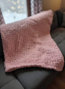 Pink Chunky Blanket (30x50in)