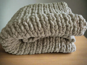 Sage Green Chunky Blanket (30x50in)
