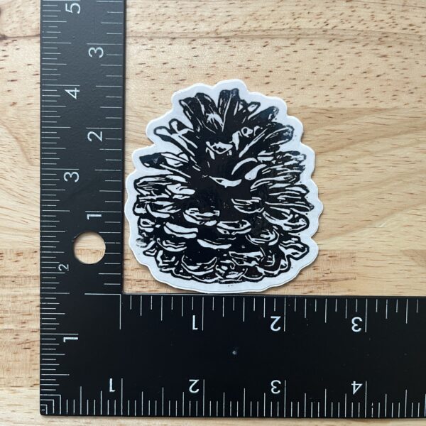 Pinecone Sticker – weatherproof adhesive, UV protective laminate