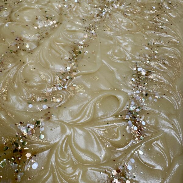 Vanilla Clove Flower and Gold Detail Designer Soap